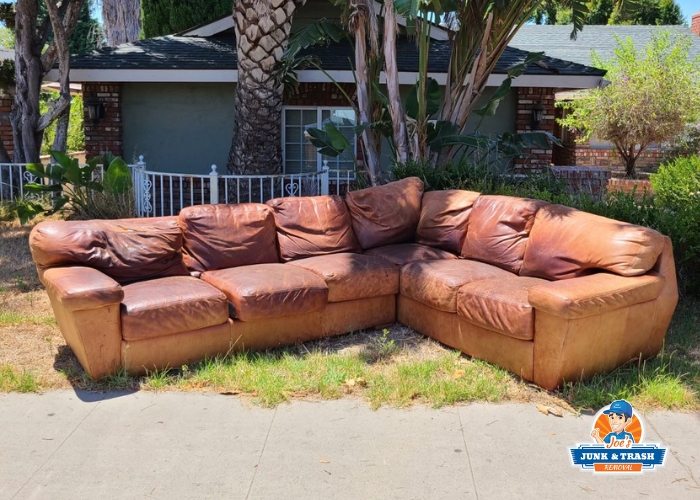 Orange County Couch Removal Services