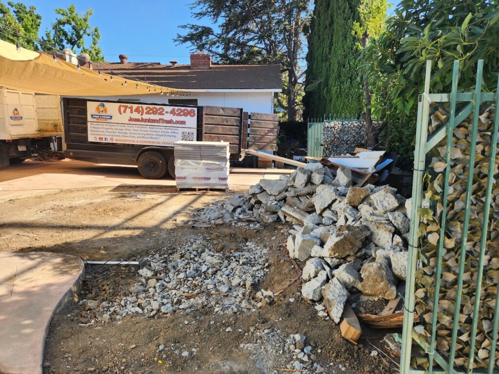 Construction Debris Removal In Orange County, CA