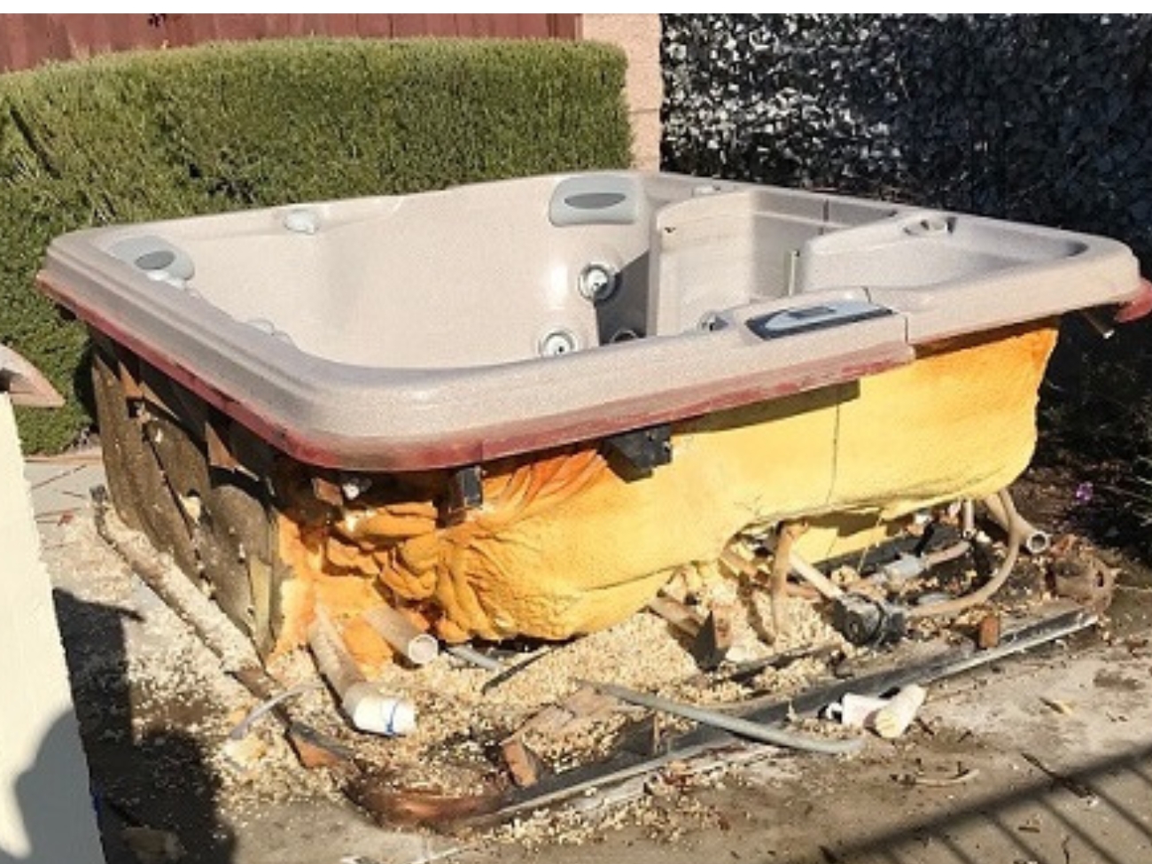 Orange County hot Tub Removal Services